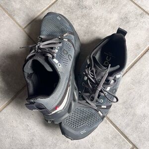 On Running Men’s Grey Mesh Athletic Sneakers